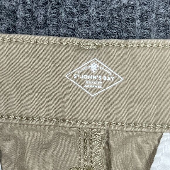 St. John's Bay Secretly Slender Shorts Womens Size 4 Khaki 5" Inseam Mid‎ Rise - Picture 3 of 11